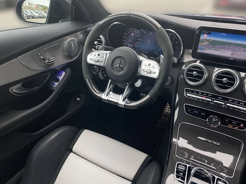 Mercedes-Benz Třídy C (2021) 63s AMG kupé - fotka 13 z 27