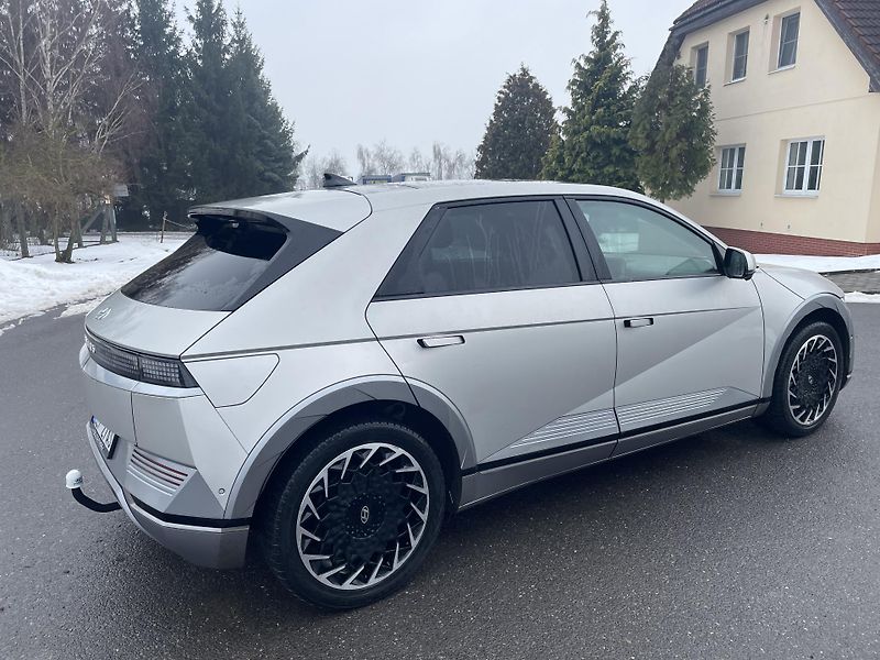 Hyundai Ioniq 5 (2021) 73 Kwh Style 4x4  ČR  - fotka 4 z 31