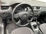 Škoda Octavia (2013) 1.6 TDi, Elegance, xenon - náhled 12