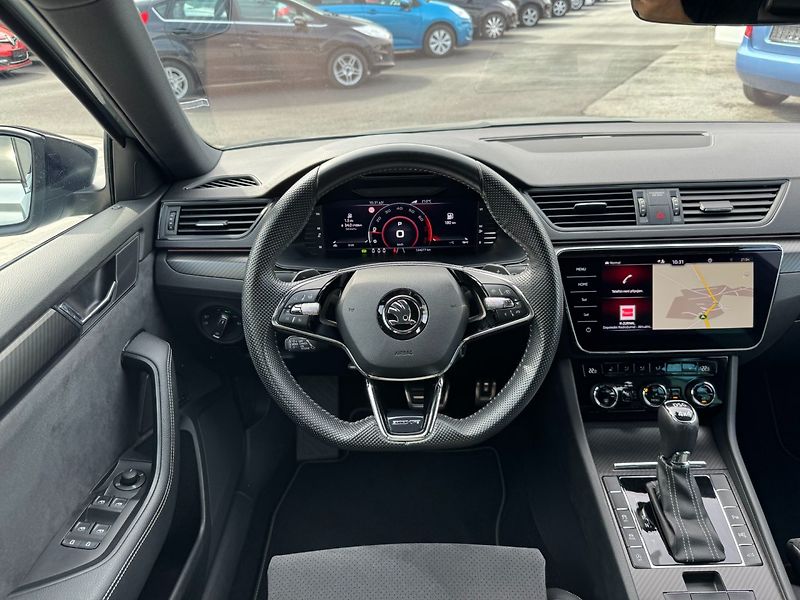 Škoda Superb (2021) Sportline 2.0 TSI DSG 4x4 - fotka 13 z 45