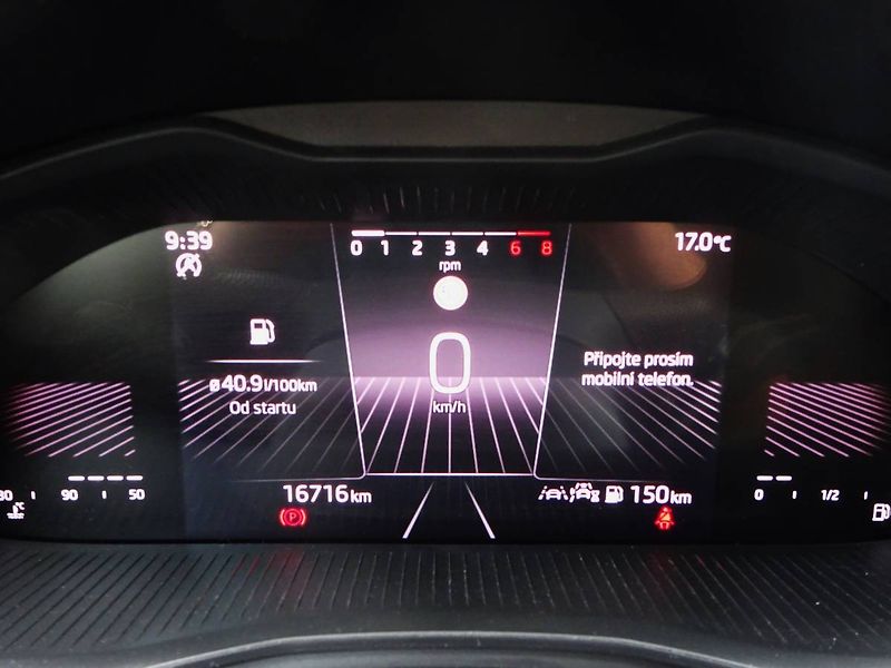Škoda Scala (2024) 1,0TSi /70kW Selection Drive - fotka 23 z 28