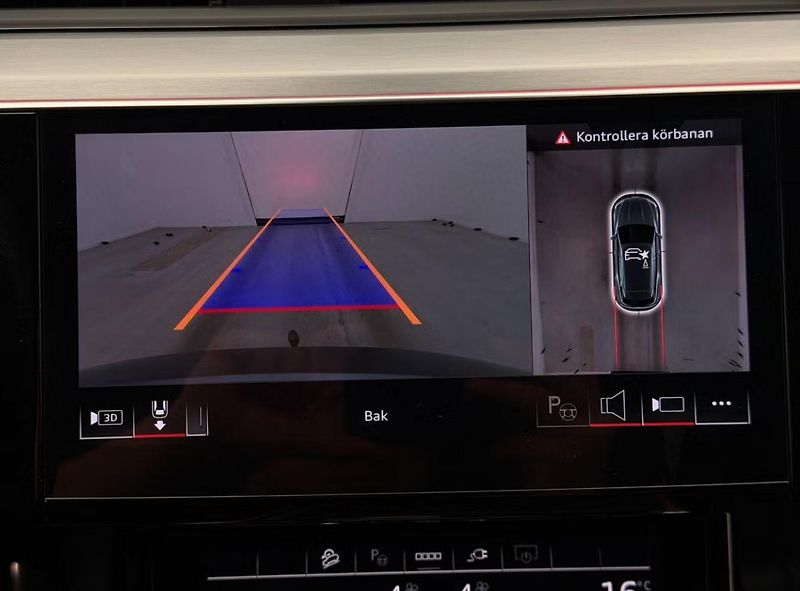 Audi Q8 e-tron 55 Q 360kam Vzduch Tažné Pano  - fotka 23 z 37