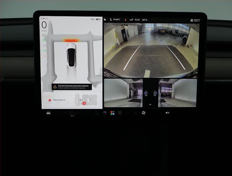 Tesla Model Y (2023) Long Range AWD 79kWh, SoH 90% - fotka 20 z 23