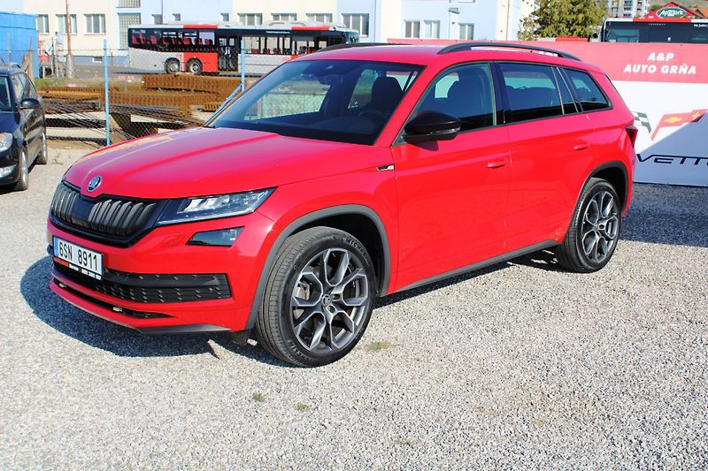 Škoda Kodiaq (2018) 2.0 TDI DSG 4X4 SPORTLINE - fotka 3 z 30