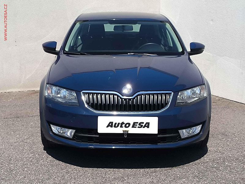 Škoda Octavia (2014) 1.4 TSi, Ambition, +kola - fotka 2 z 18