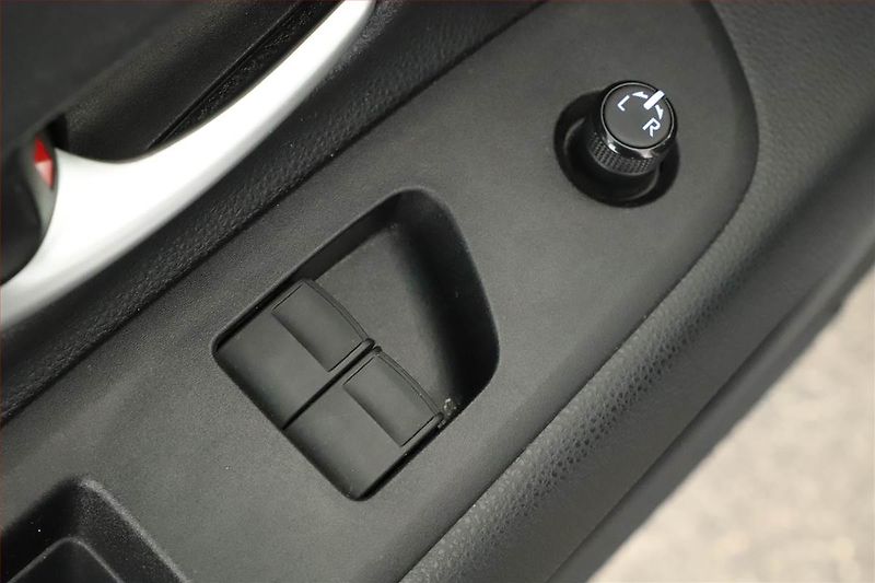 Toyota Aygo (2023) 1.0, Automat, ČR,1.maj - fotka 9 z 17