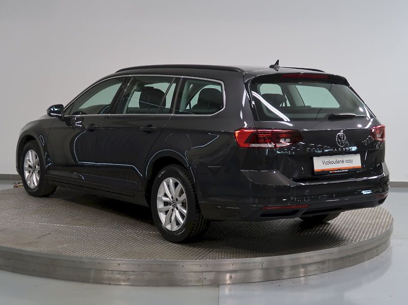 Volkswagen Passat (2023) BUSINESS PREMIUM 2.0TDI 110KW - fotka 6 z 36