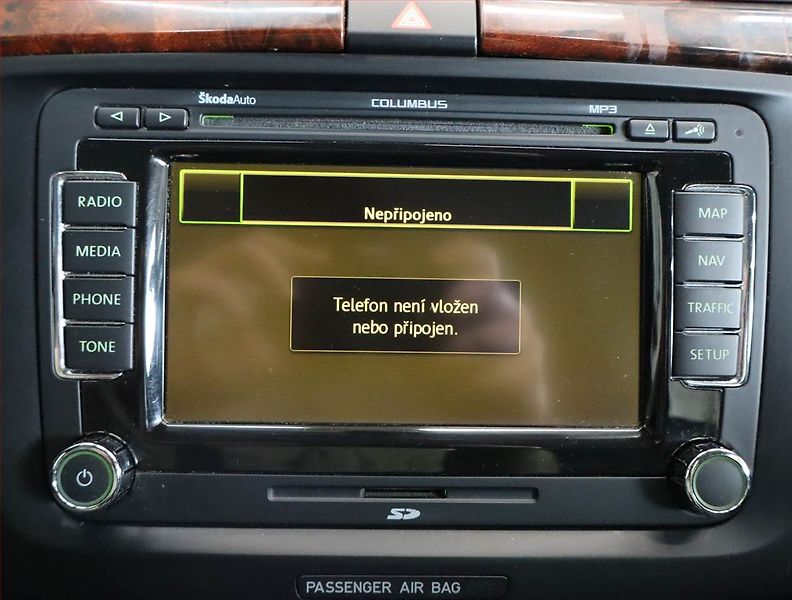 Škoda Superb (2010) 2.0 TDI, Xenony, Tempomat - fotka 16 z 23