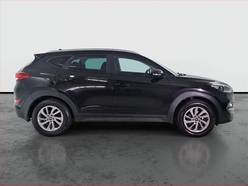 Hyundai Tucson (2016) Trikolor 1.7 CRDi, Serv.kniha - fotka 6 z 22