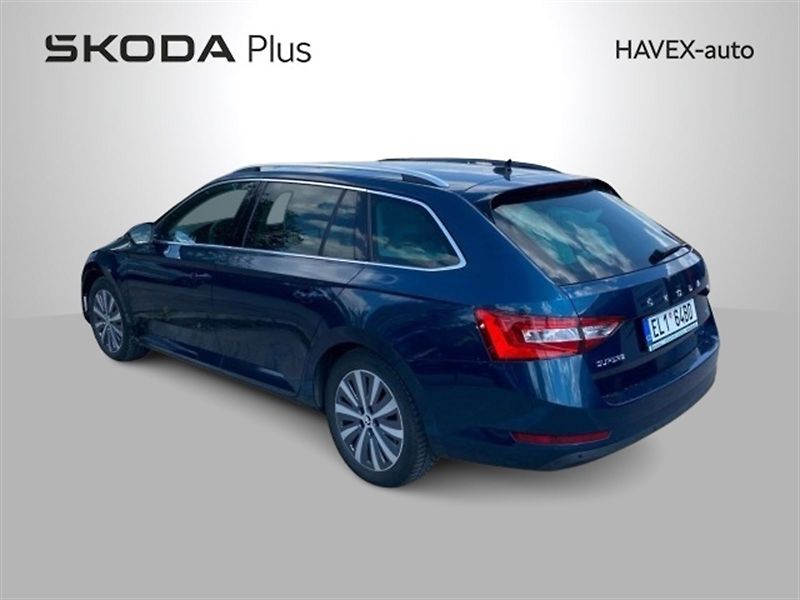 Škoda Superb (2022) Combi 1.4 TSI iV DSG Style+ - fotka 2 z 5