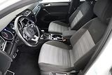 Volkswagen Touran - náhled 15