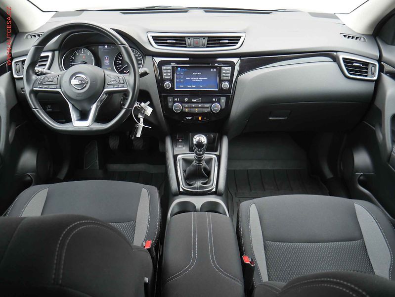 Nissan Qashqai (2018) 1.6DiG-T, ČR, Acenta - fotka 8 z 18
