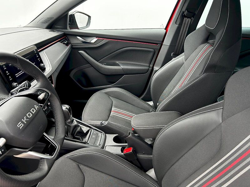 Škoda Scala (2025) 1.5 TSI 110kW DSG Monte Carlo - fotka 25 z 35