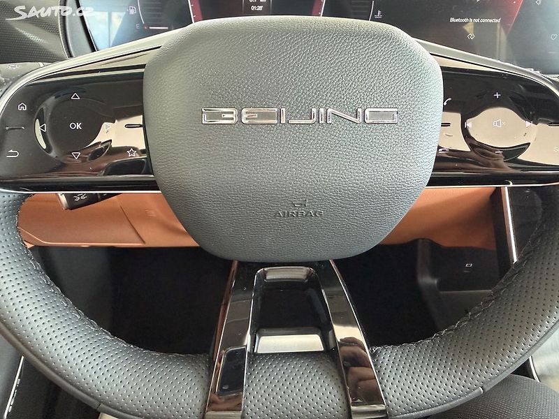 BAIC X75 (2025) ALL IN 130 kW Panorama DCT - fotka 17 z 29