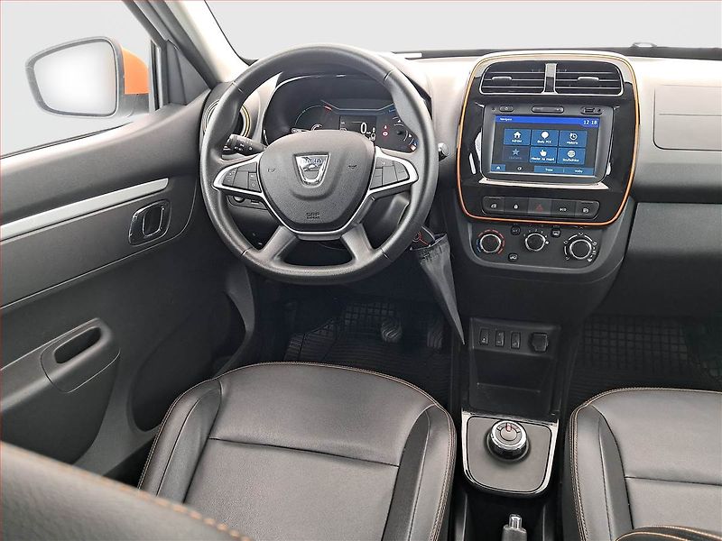 Dacia Spring (2022) Electric 45 (27 kWh), SoH 92% - fotka 7 z 21