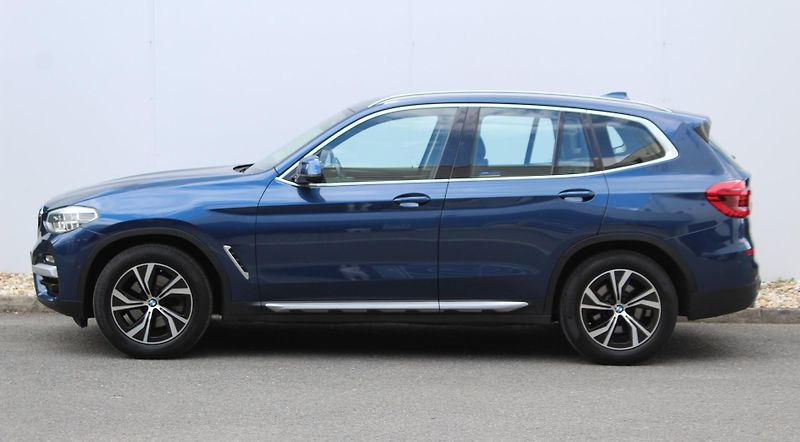BMW X3 xDrive20d - fotka 9 z 22
