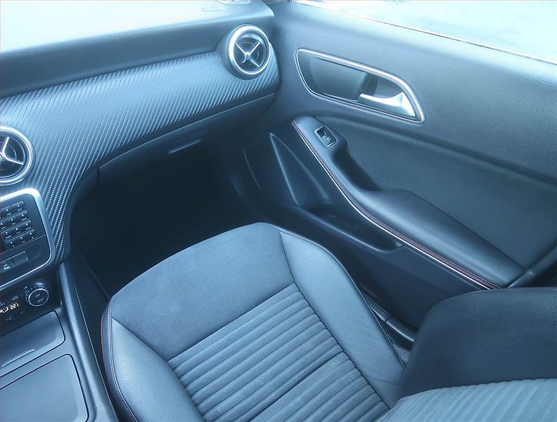 Mercedes-Benz Třídy A (2014) A 250 4MATIC, 4X4, Automat - fotka 8 z 16
