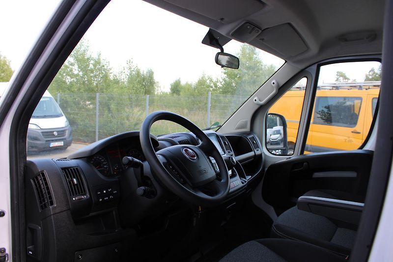 Fiat Ducato 2,3 JTD 9Míst L1H1+ 2xklima  - fotka 10 z 19
