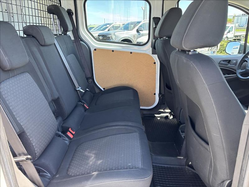 Ford Transit Connect 1,5 Ecoblue 74kW L1 - fotka 13 z 32