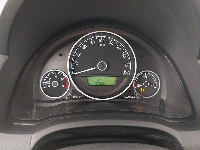 Škoda Citigo (2015) Ambition 1.0 MPI, Serv.kniha - fotka 11 z 17