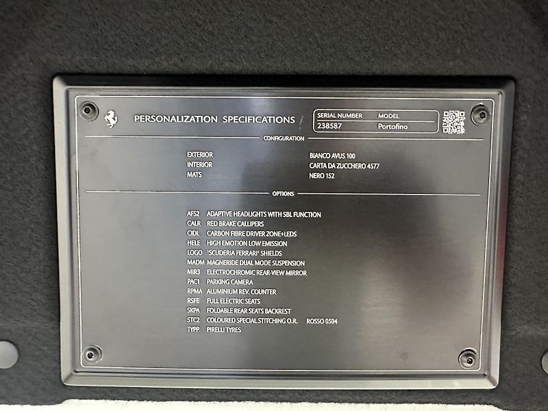 Ferrari Portofino (2018) CAMERA*TEMPOMAT*APPLECARPLAY - fotka 18 z 18