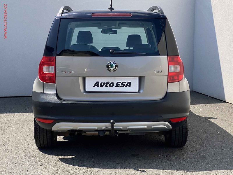Škoda Yeti (2012) 2.0TDI, Ambition, AC - fotka 5 z 14