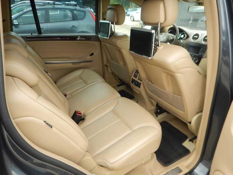 Mercedes-Benz GL 450 CDI 4MATIC, ČR, 7 MÍST - fotka 12 z 30