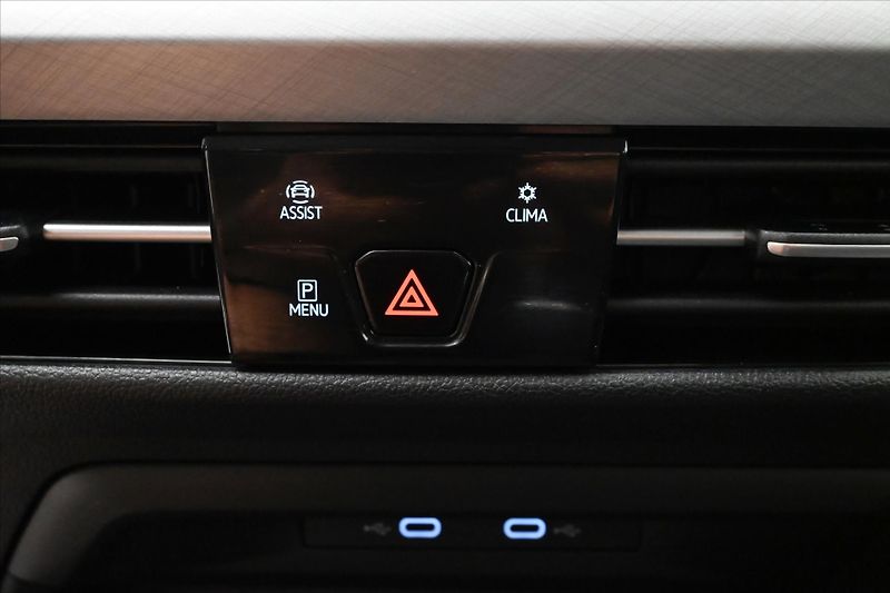 Volkswagen Golf 2,0 TDI 85kW Life Záruka až 5 - fotka 20 z 30