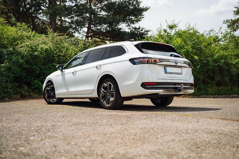 Volkswagen Passat (2025) 2.0 TDI - fotka 4 z 31