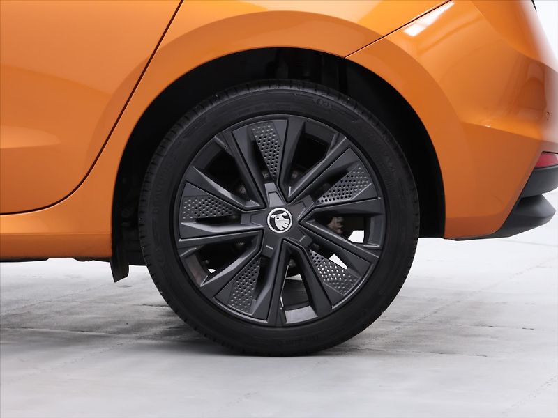 Škoda Fabia 1,0 TSI 81kW CZ Style 2Maj DPH - fotka 32 z 39