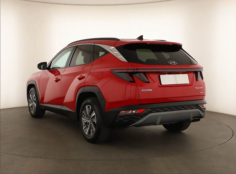 Hyundai Tucson (2023) 1.6 T-GDI 48V MHEV - fotka 4 z 14
