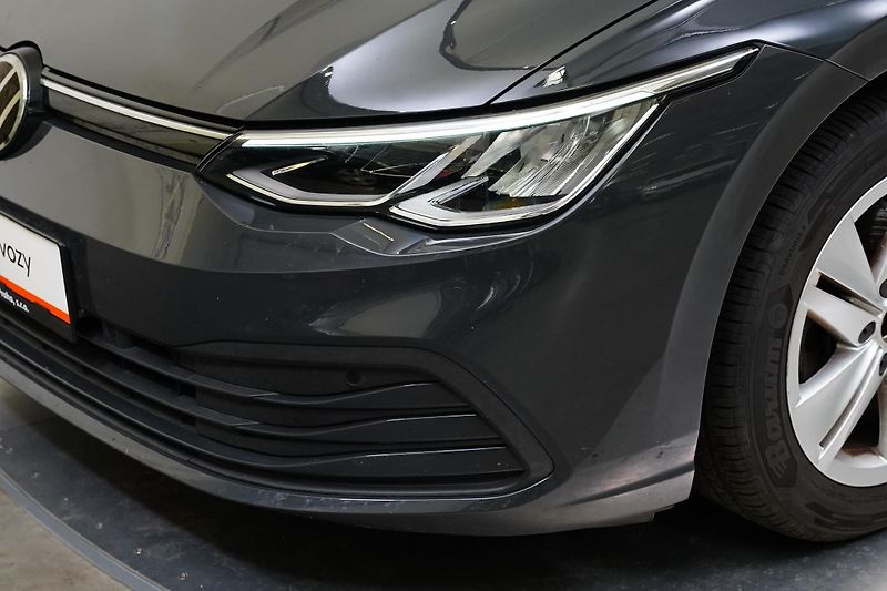 Volkswagen Golf - fotka 9 z 25