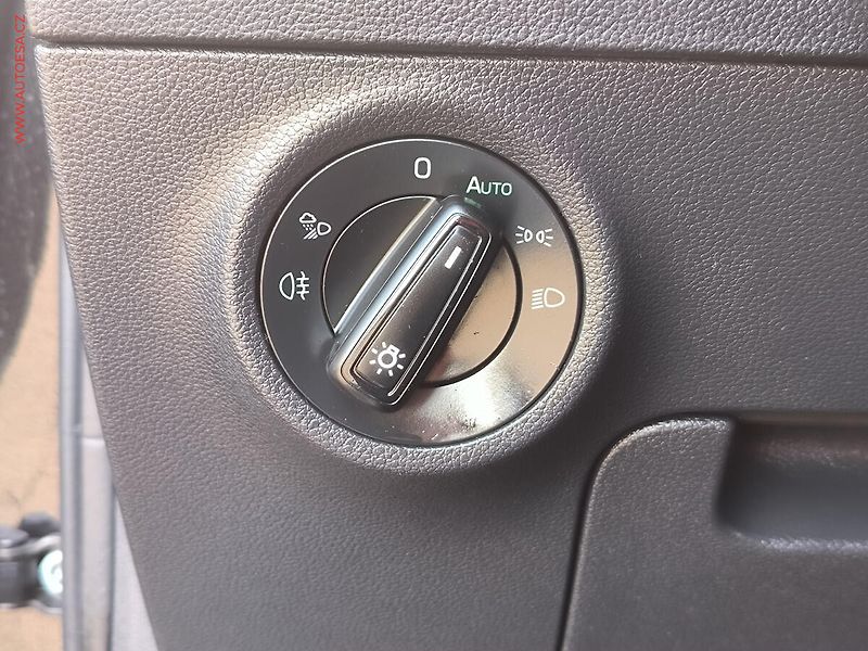 Škoda Karoq (2023) 1.5 TSI, 1.maj,ČR, SportLine - fotka 24 z 27