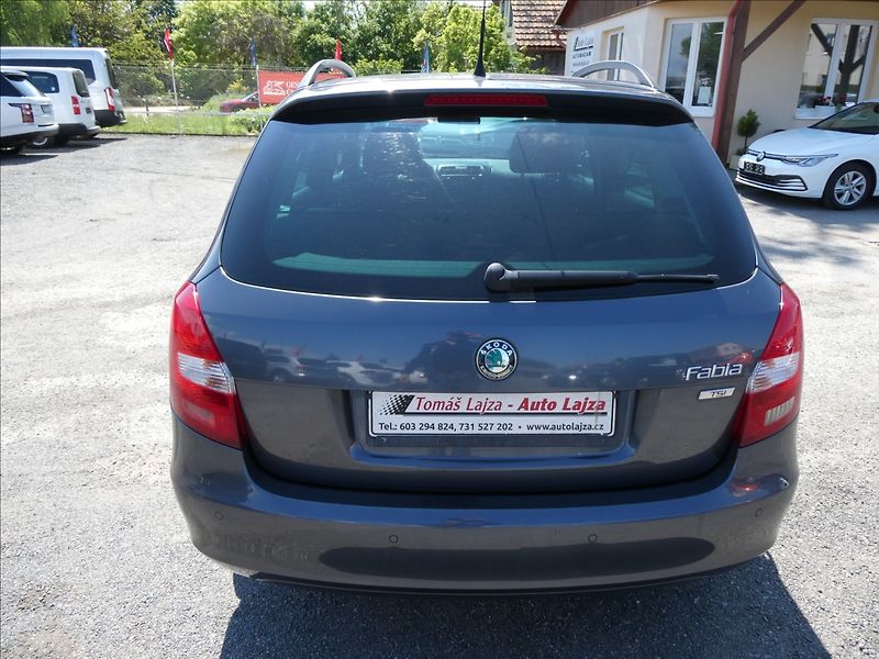 Škoda Fabia 1,2 TSi po servise,auto klima - fotka 8 z 48