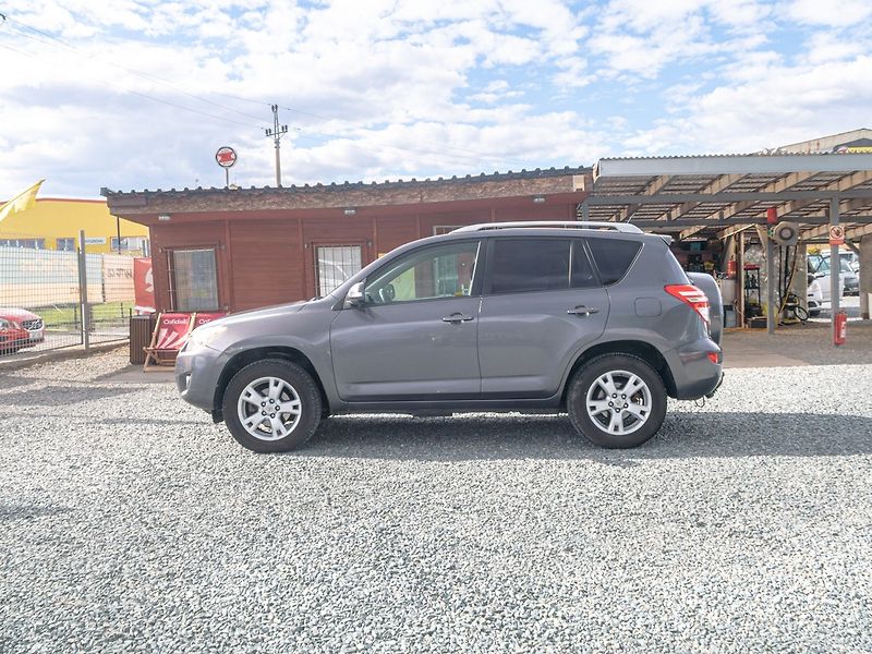 Toyota RAV4 (2009) ČR 2.0D 116KW 4x4 – TAŽNÝ - fotka 8 z 47