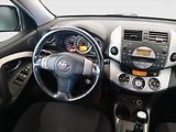 Toyota RAV4 (2006) 2.2 D-4D, 4X4, Serv.kniha - náhled 7