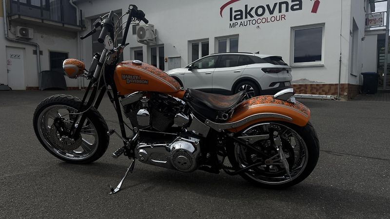 Harley-Davidson FXSTD Softail Deuce (2004) - fotka 4 z 11
