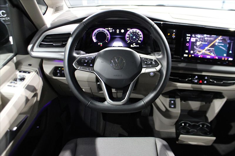 Volkswagen Multivan T7 TDi DSG Edition ACC/NezTop/ - fotka 13 z 38