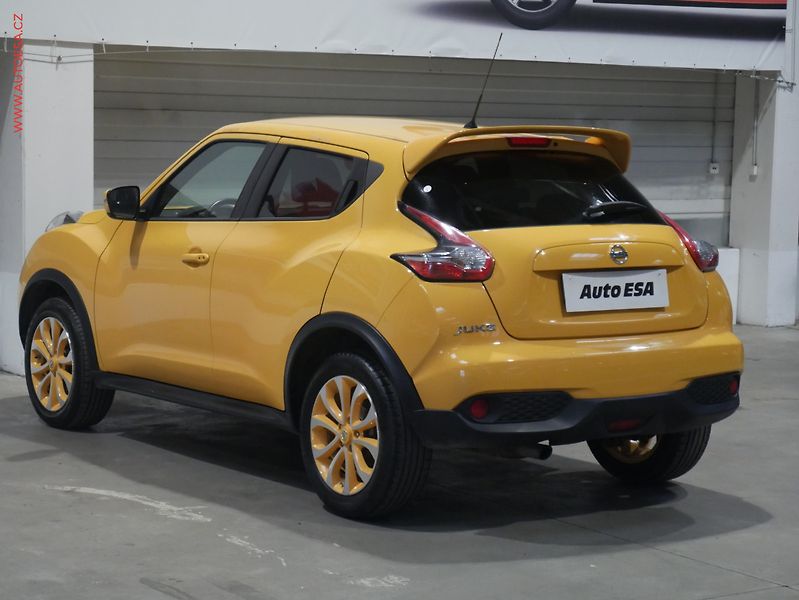 Nissan Juke (2015) 1.2i, 2.maj,ČR, Navi - fotka 4 z 16