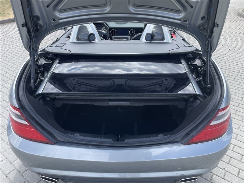 Mercedes-Benz SLK 3,5 225kw AMG Odpočet DPH - fotka 19 z 31