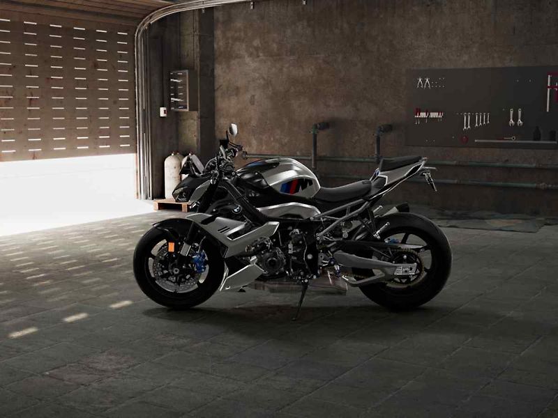 BMW M 1000 R - fotka 6 z 6