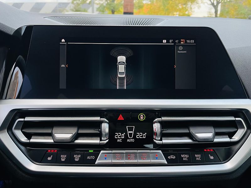 BMW Řada 3 320d XDRIVE M-PAKET VÝHŘEV - fotka 44 z 59