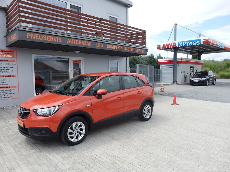 Opel Crossland X 1,2 TURBO 81kW, 1.MAJITEL - fotka 1 z 16