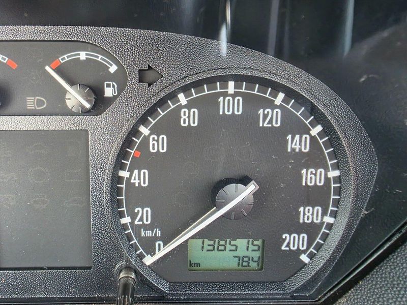 Škoda Fabia (2000) 1.4 MPI Serviska - fotka 9 z 21
