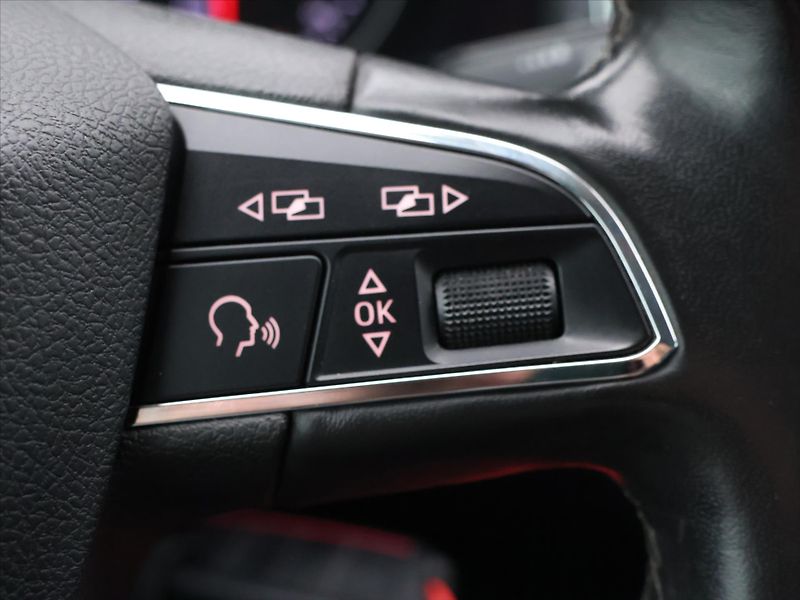 Seat Ateca 2,0 TDI LED 4Drive CZ Style - fotka 16 z 28