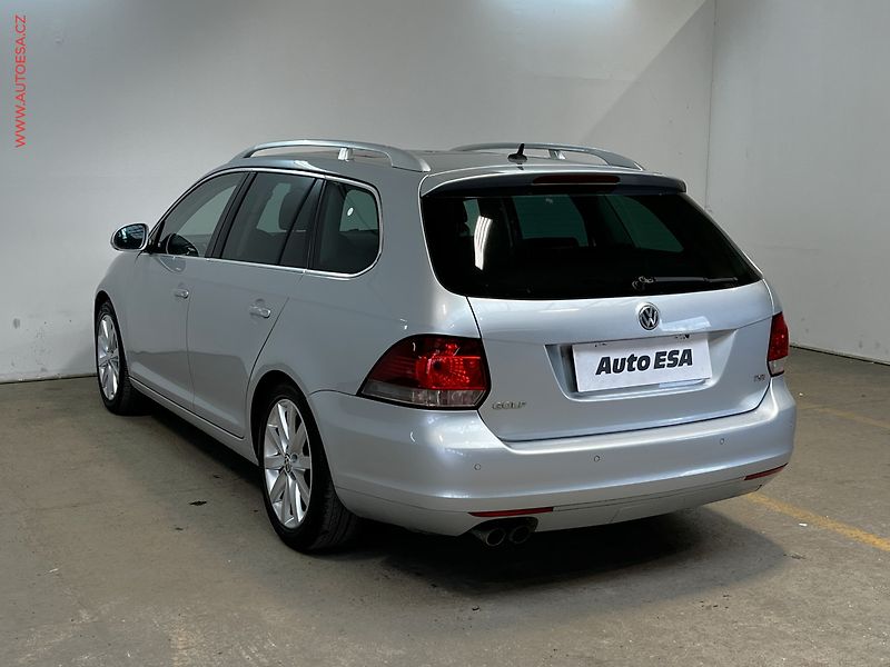 Volkswagen Golf (2010) 1.4 TSi, Highline, panor - fotka 6 z 14