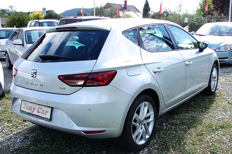 Seat Leon 1.6 TDi 110PS LED Navi-ZADÁN!  - fotka 6 z 42