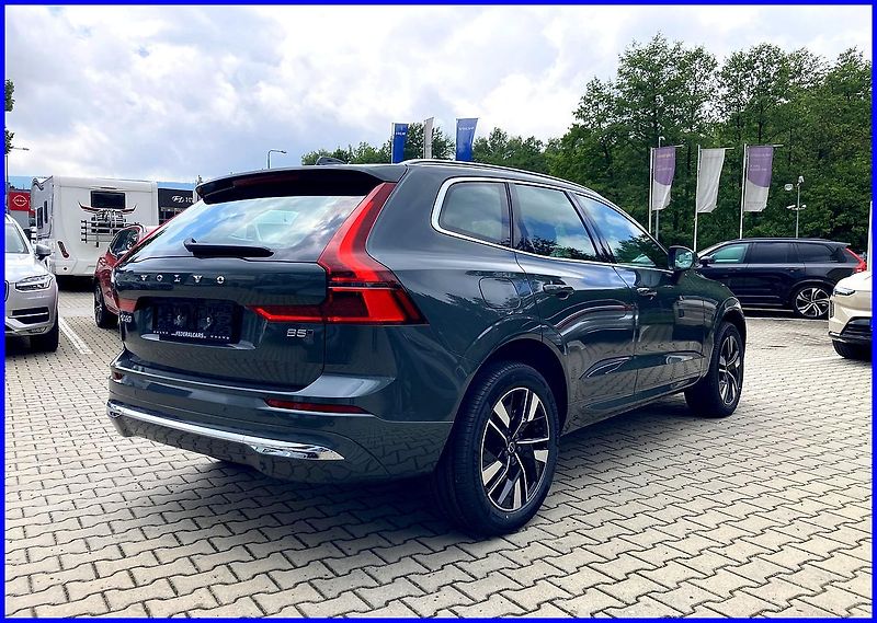 Volvo XC60 (2026) B5 AWD PLUS BR.+4SERVIS/ZÁRUKA - fotka 8 z 43