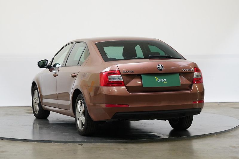 Škoda Octavia - fotka 4 z 6