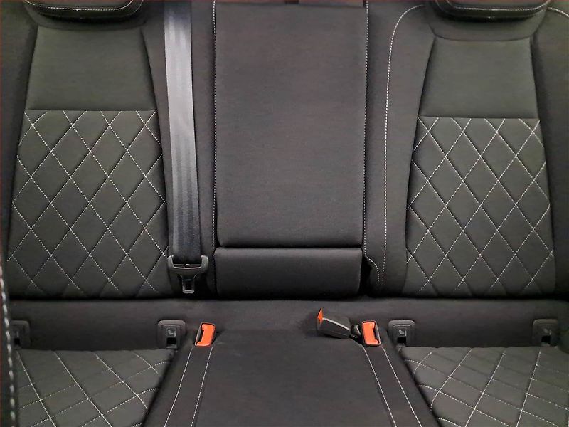 Škoda Karoq (2022) 1.5 TSI - fotka 10 z 18